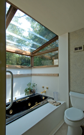 25.MasterBathJacuzzi